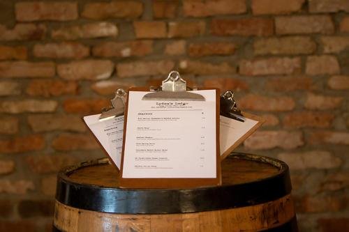 Фото Lydons Lodge Hotel