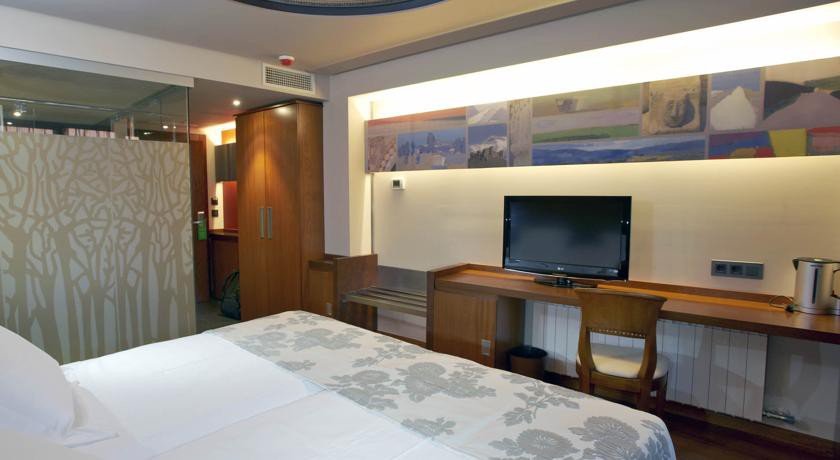 Фото Hotel Sancho Abarca