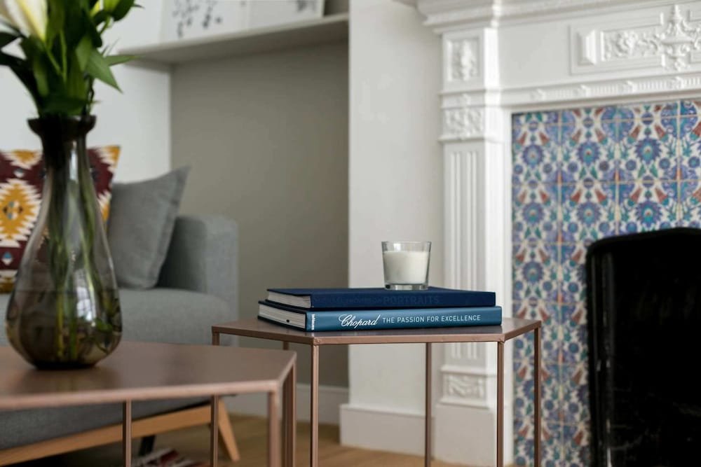 Фото Bright 2br Home in West Kensington, 6 Guests