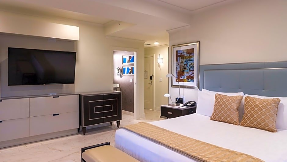 Фото The Jung Hotel and Residences