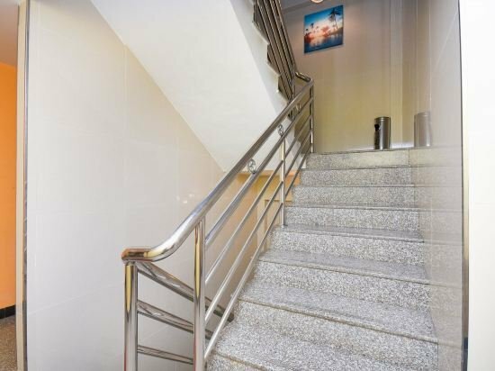 Hotel Oyo 89775 98inn, Sarawak, photo