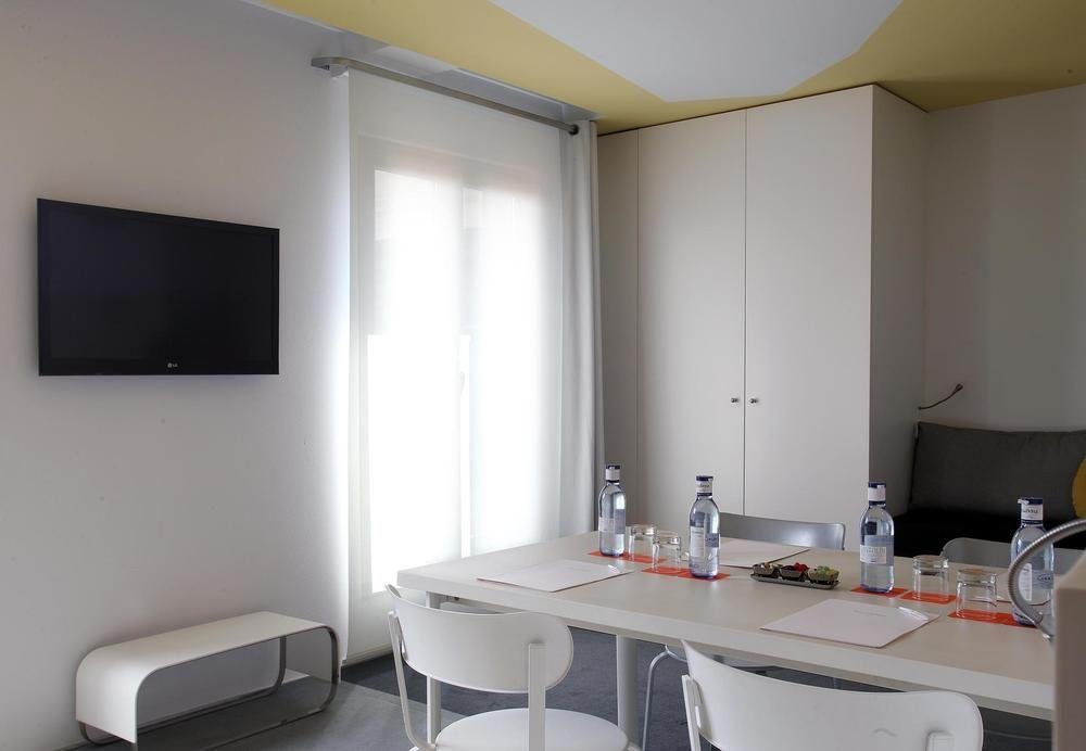 Фото Room Mate Pau