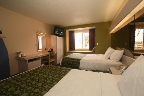 Фото Regency Inn & Suites