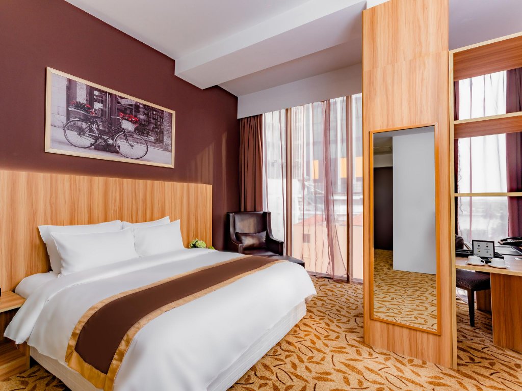 Фото Bay Hotel Ho Chi Minh