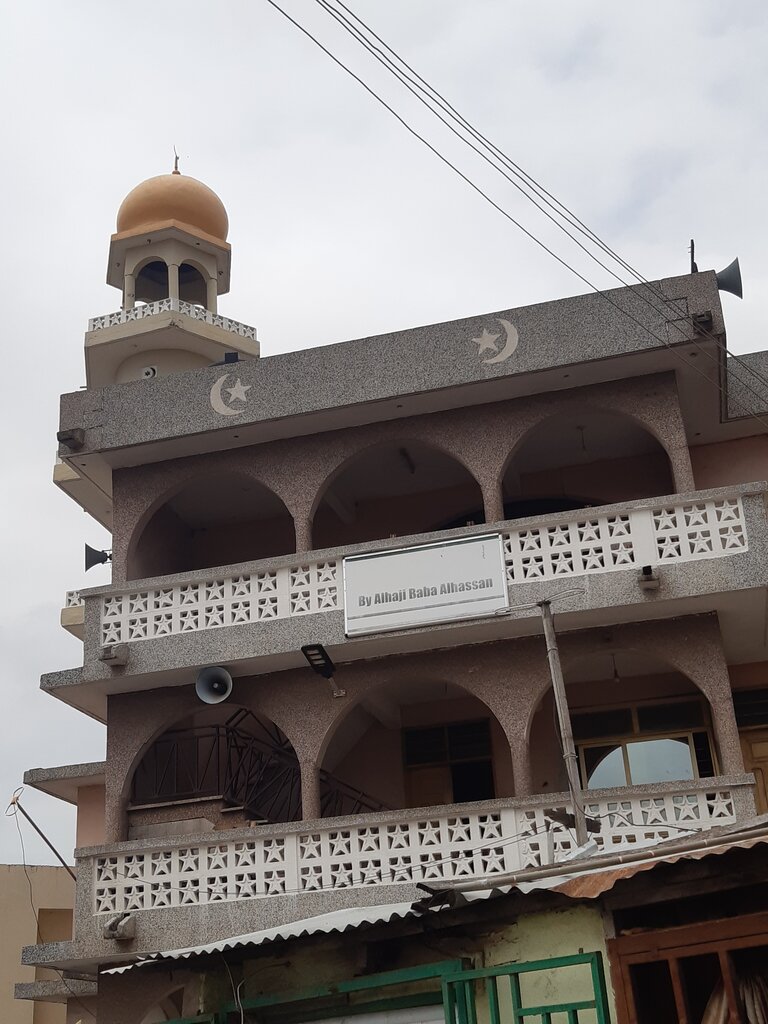 Mosque Alhaji Baba Alhassan, Accra, photo