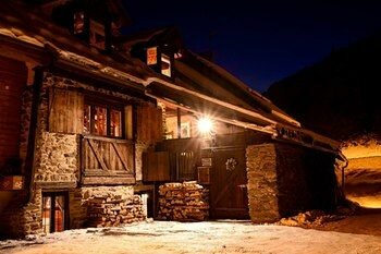 Гостиница Chez Bear Chambres d'Hotes в Бриансоне
