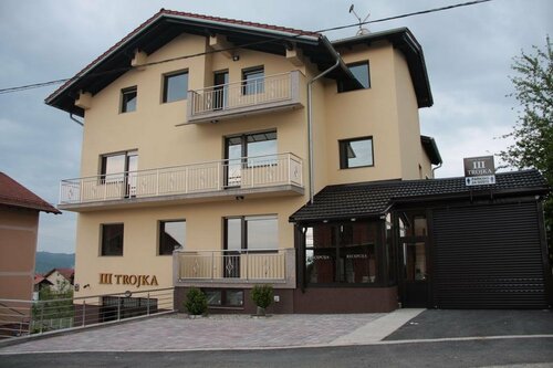 Гостиница Apartments Trojka в Баня-Луке