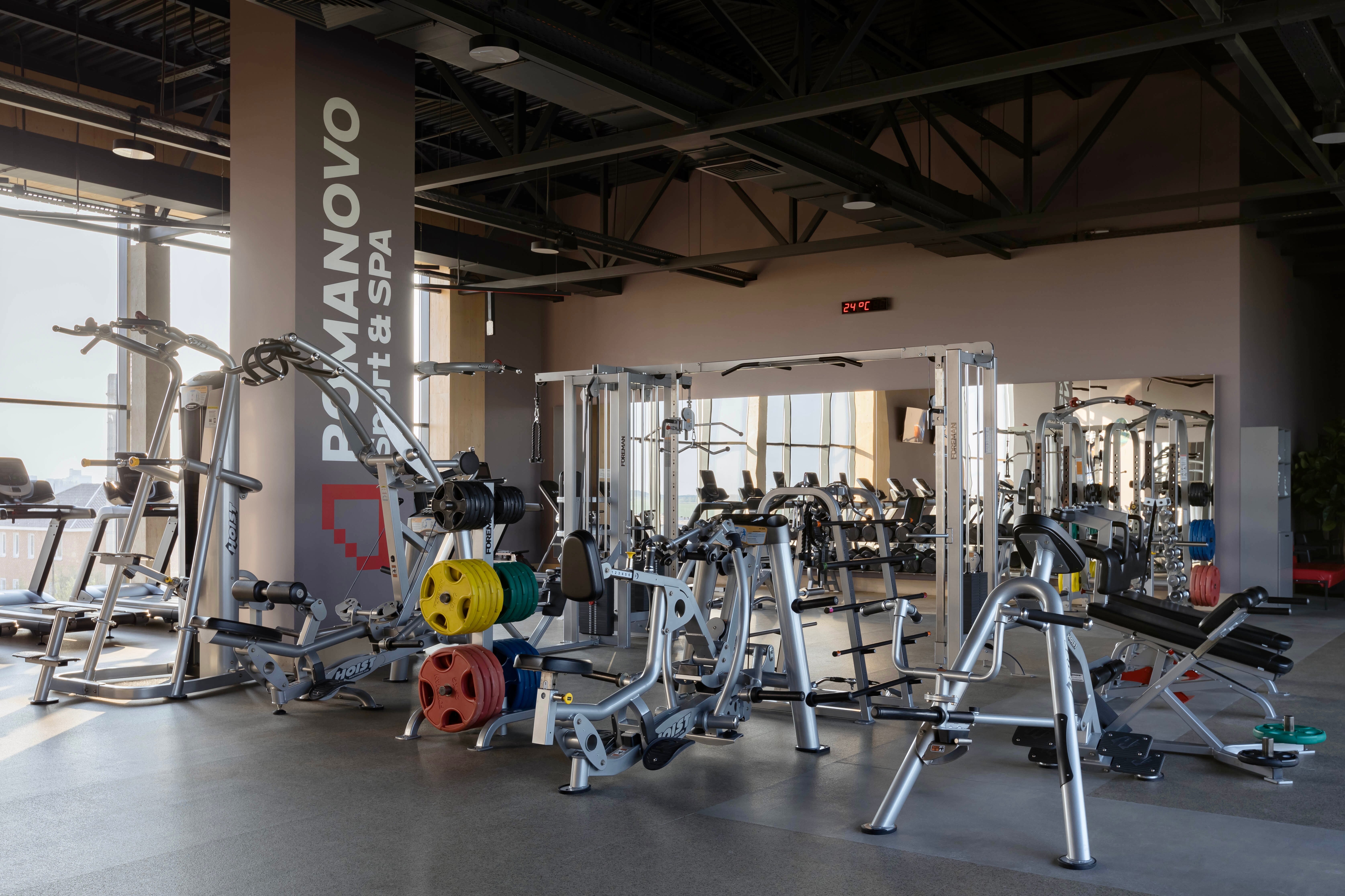 Фото Romanovo Hotel