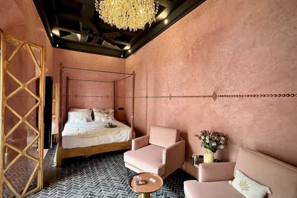 Фото Riad LallaBaya