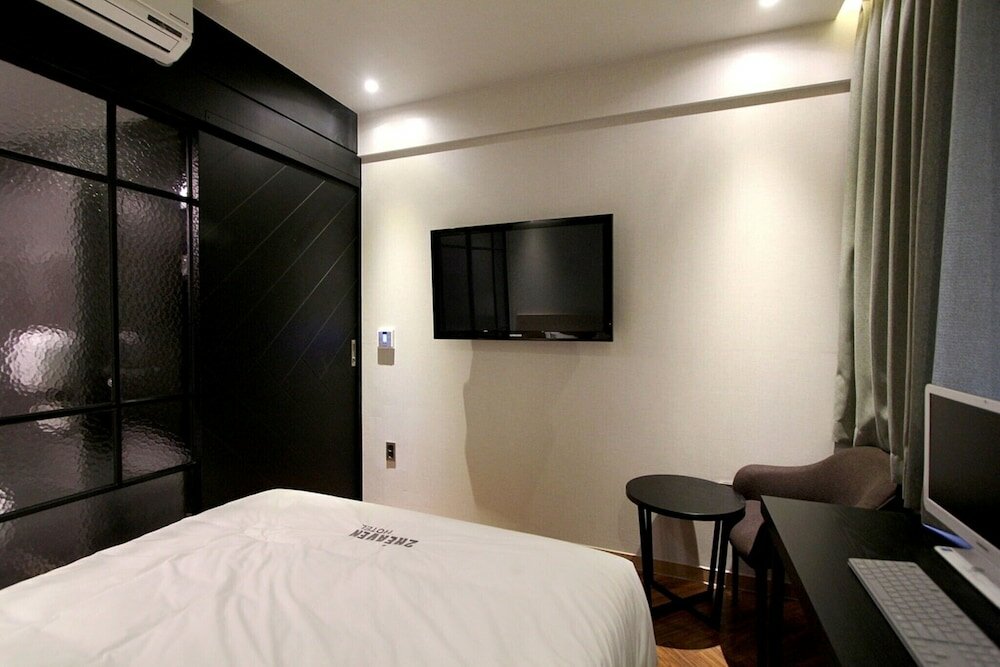 Фото Busan Gwangalli 2 Heaven Hotel