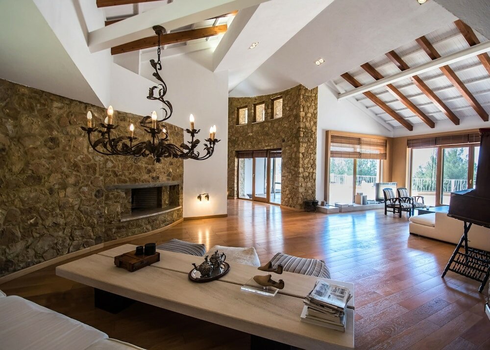 Фото Halu! Luxury Villa with Private Pool