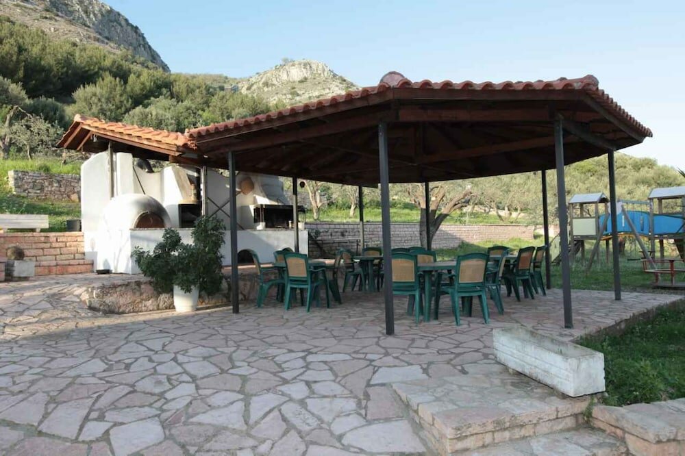 Фото Almini Apartments