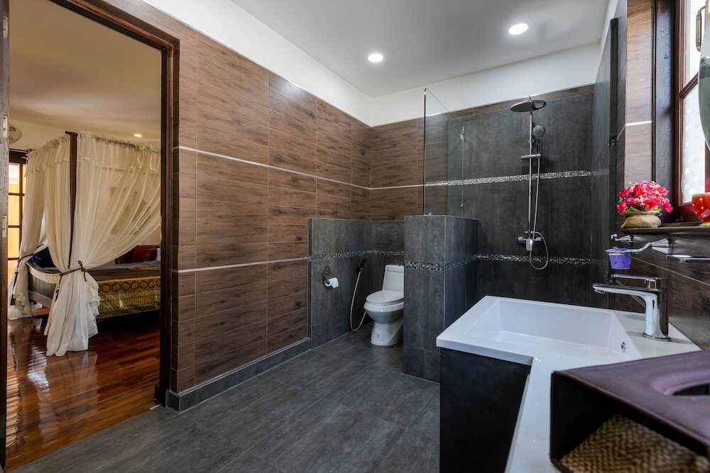 Фото Bali Style Mansion In Great Location Hg