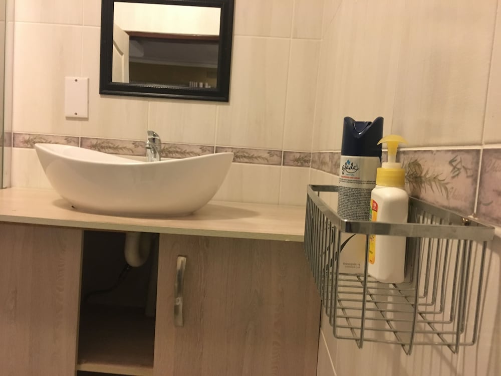 Фото Flower Inn Guest House