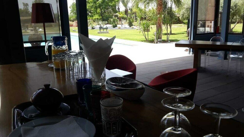 Фото Heliconia Park