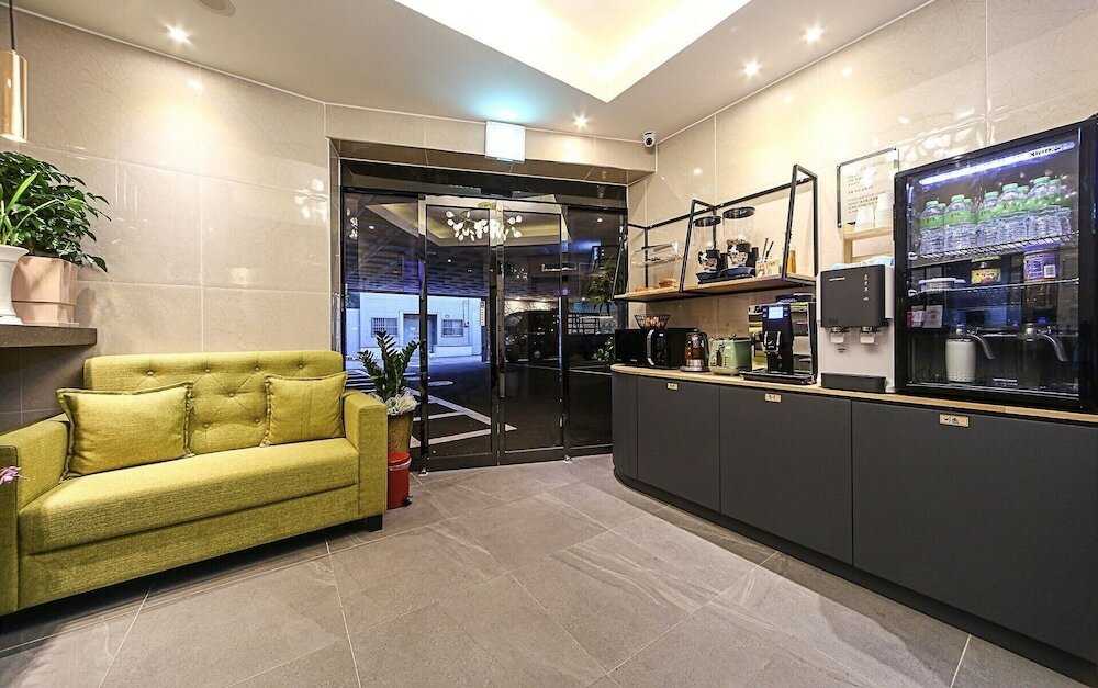 Фото Hotel Button