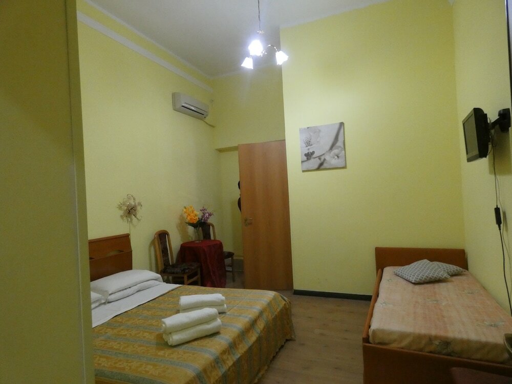 Фото Guest House Sunlight