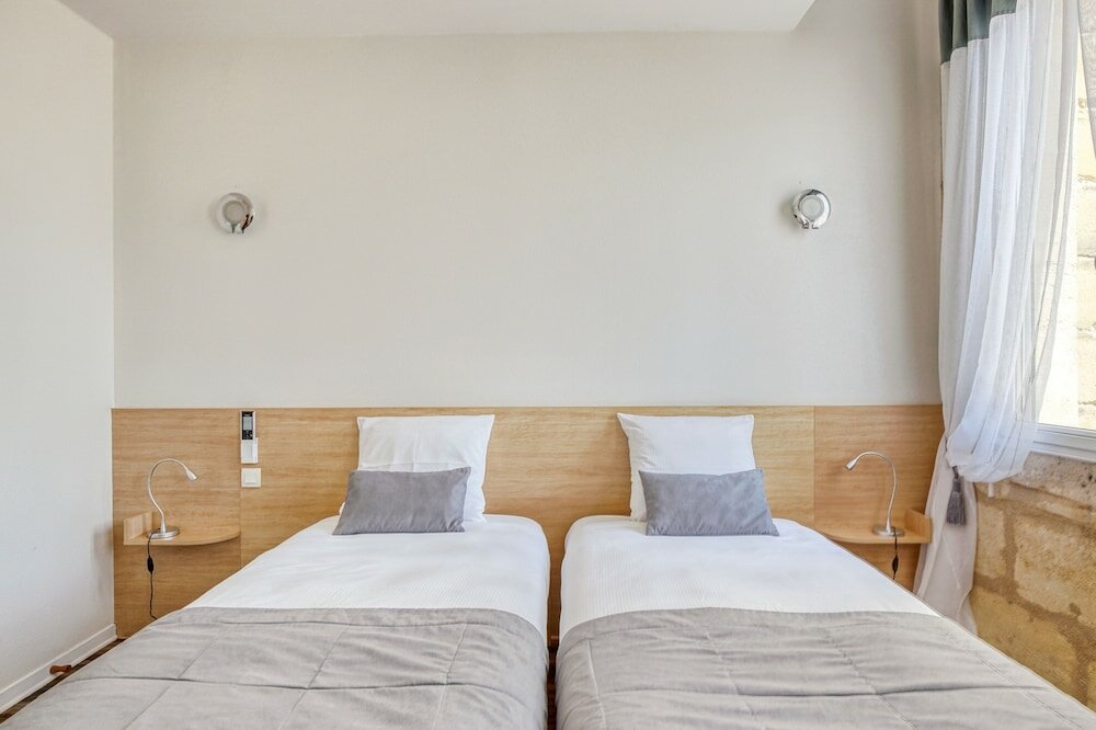 Фото Hotel des Voyageurs