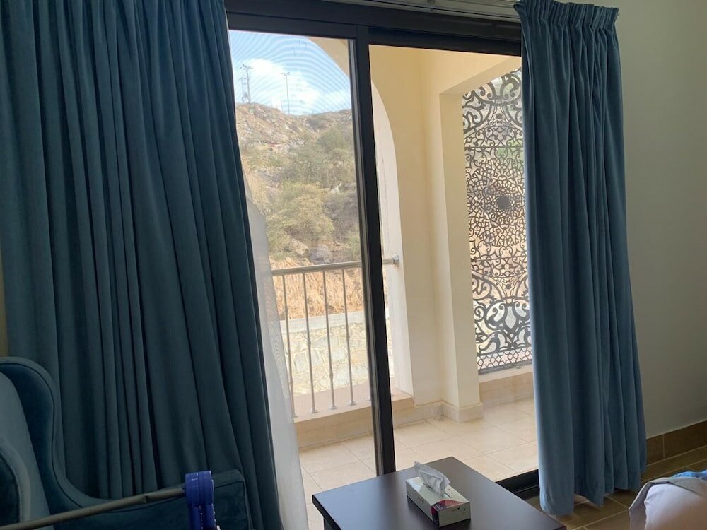 Фото Kyan Shada Albaha