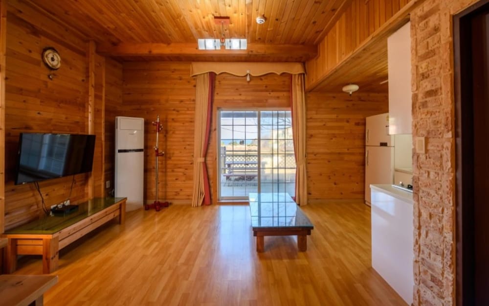 Фото Yangyang Seorak Badanamuro Pension