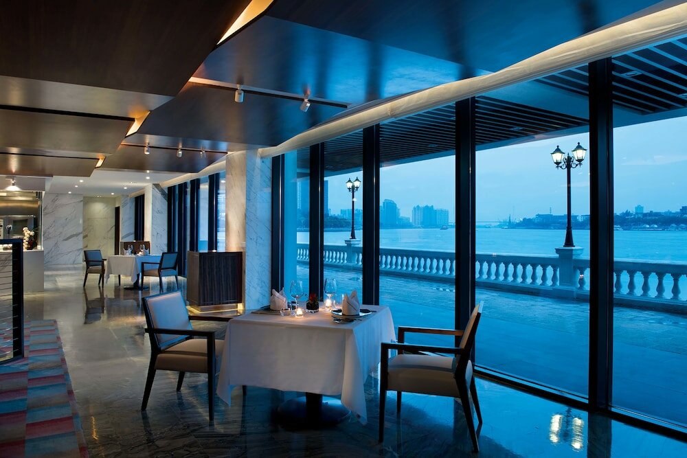 Фото White Swan Hotel