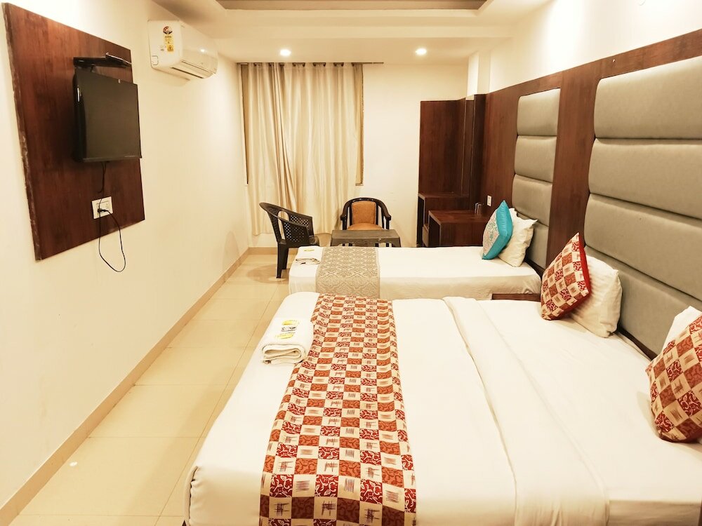Фото Hotel Krone Near Igi Airport Mahipalpur