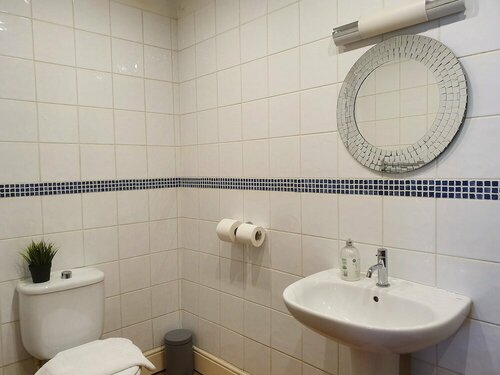 Гостиница Bath Road Apartments в Суиндоне