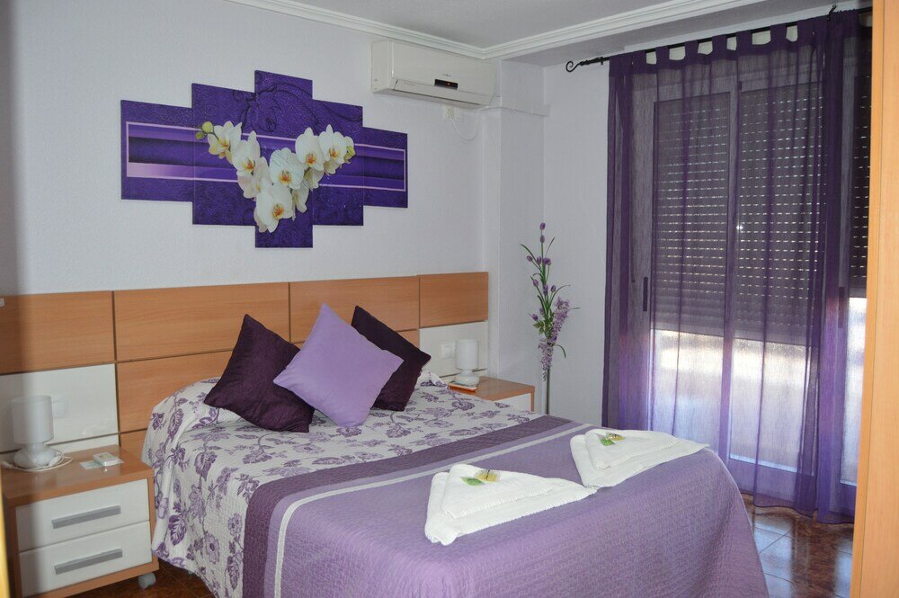 Фото Hostal Carrizo