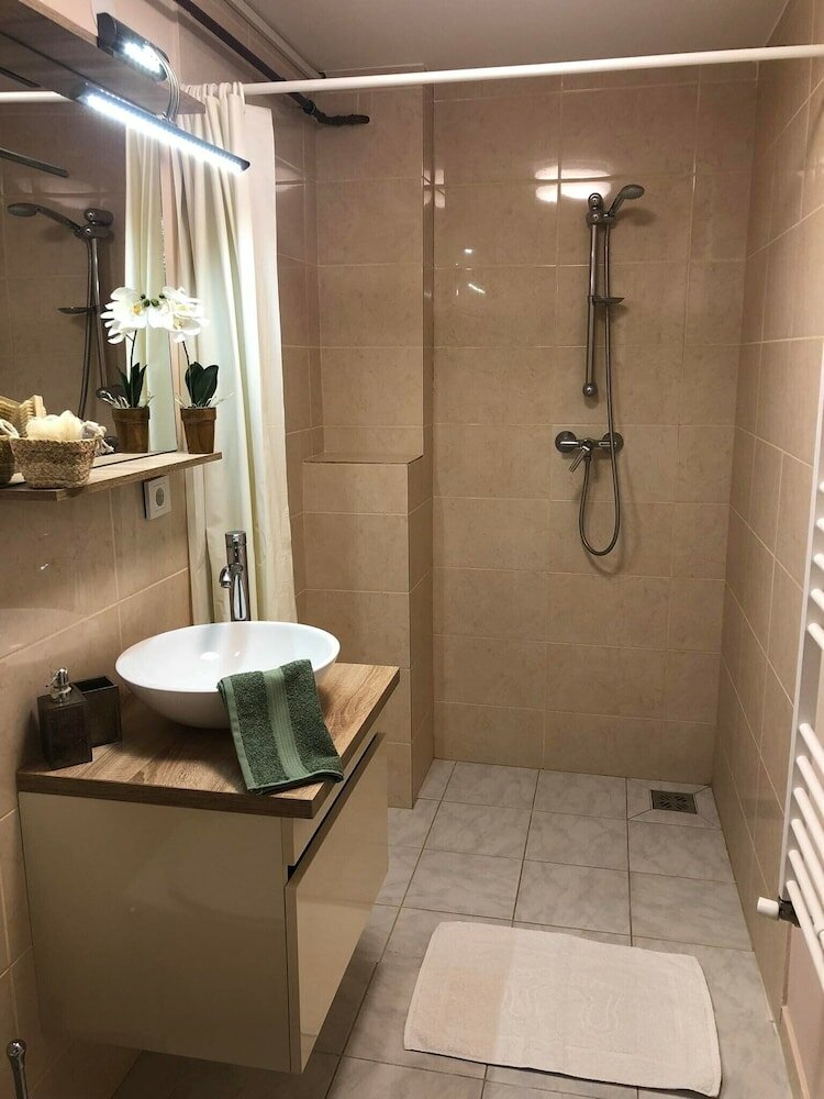 Фото Alenso Guesthouse Hévíz