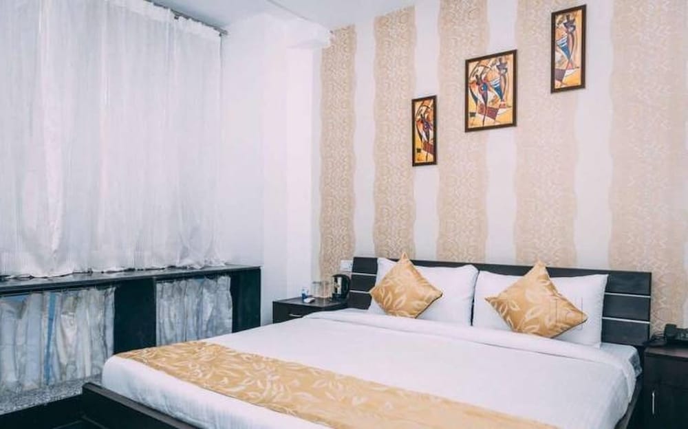 Фото Hotel Suraj Palace