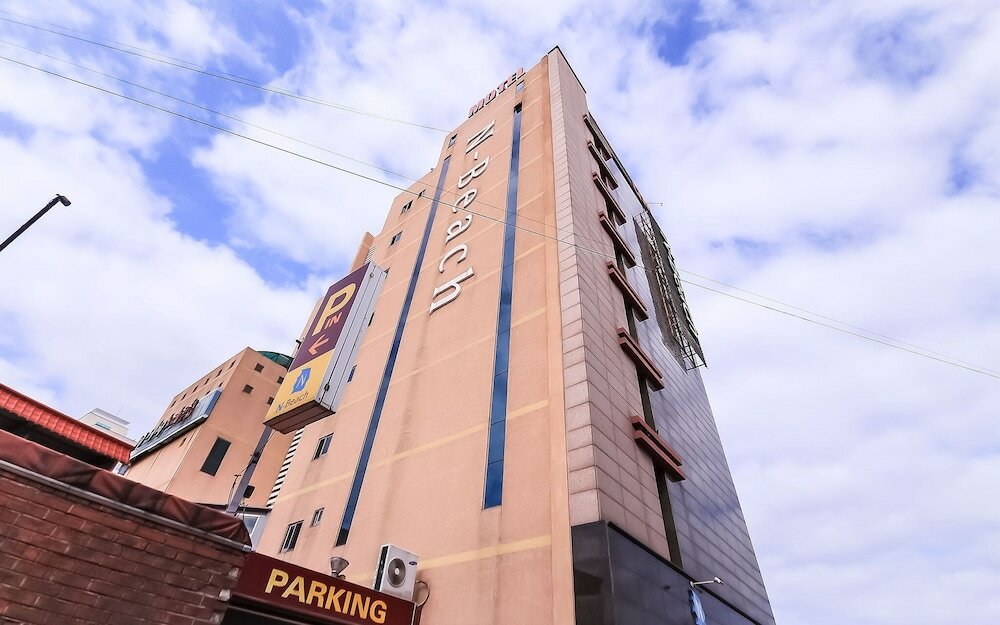 Фото Pohang Yeongildae N-beach