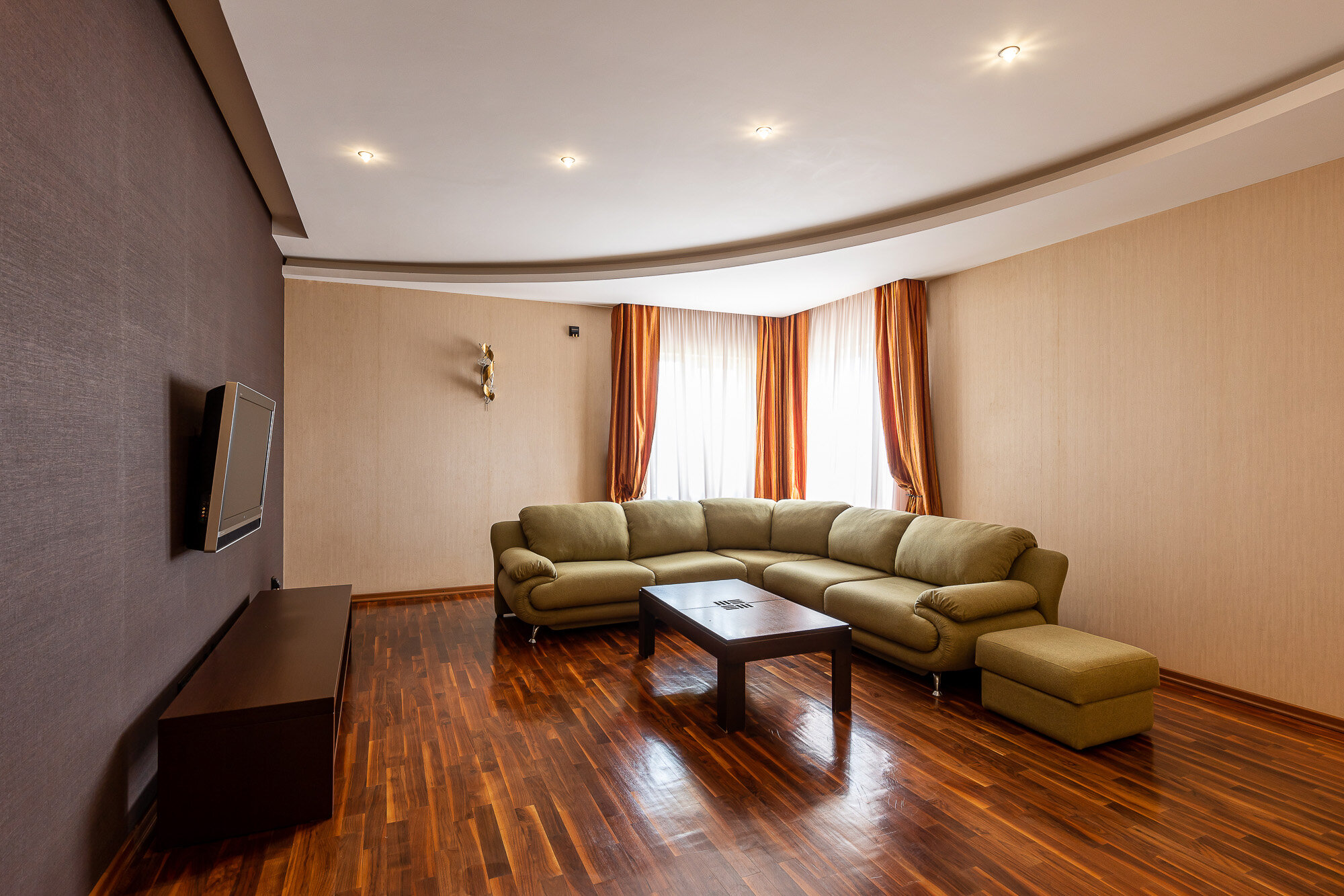 Фото Апартаменты на улице Виноградной 15/1