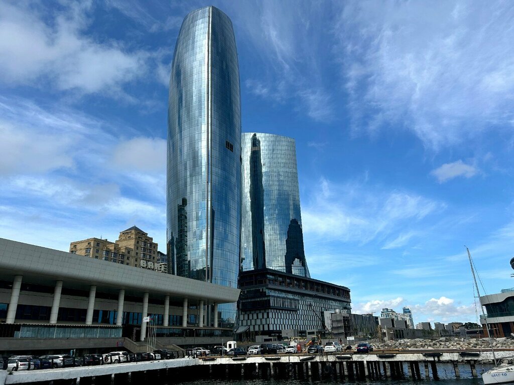 Biznes mərkəzi Port Baku Cənubi qüllə, Bakı, foto
