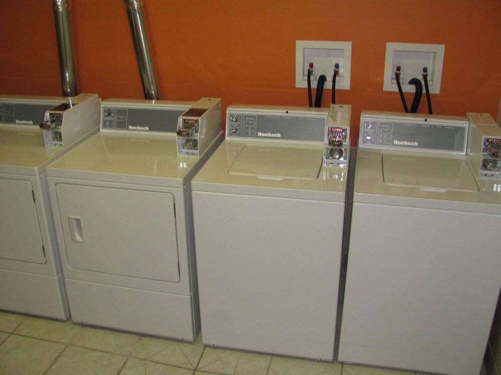 Фото Motel 6 Innisfail Ab