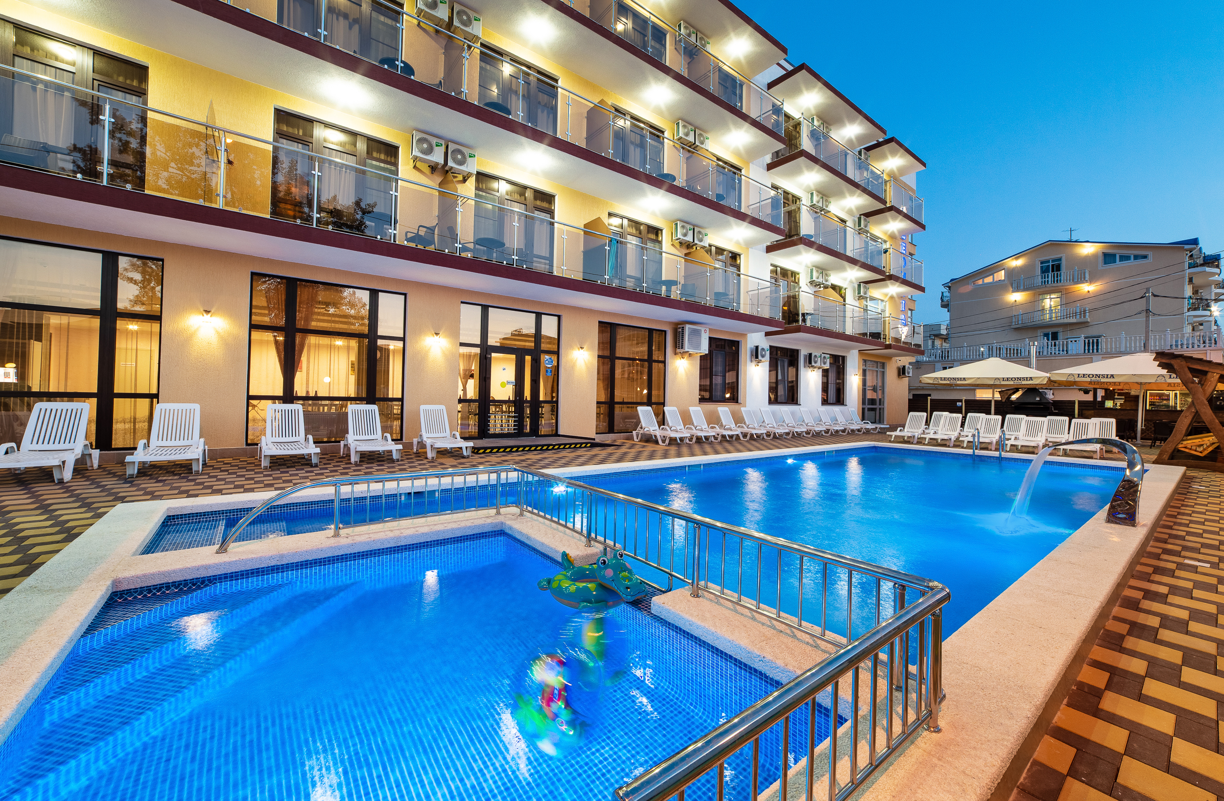 Фото отеля 3