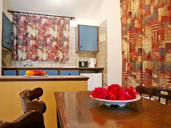 Фото Makronisos Holiday Village