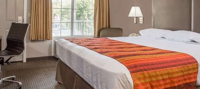 Фото Super 8 by Wyndham Mountain View