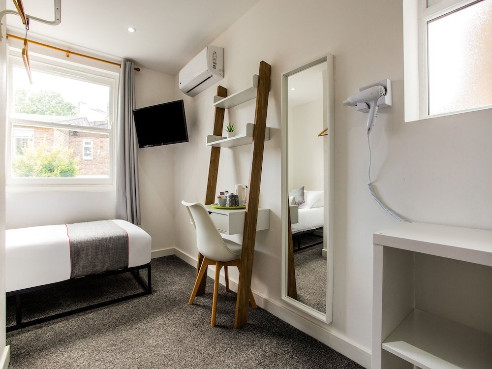 Фото Oyo Mystay Inn