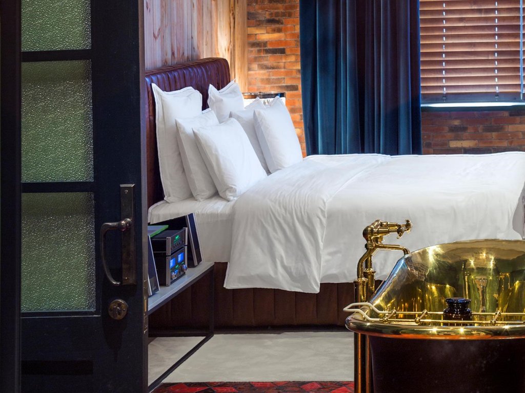 Фото Stamba Hotel