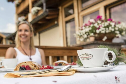 Внешний вид отеля Hotel Steger-Dellai в Кастельрутто, фото 4