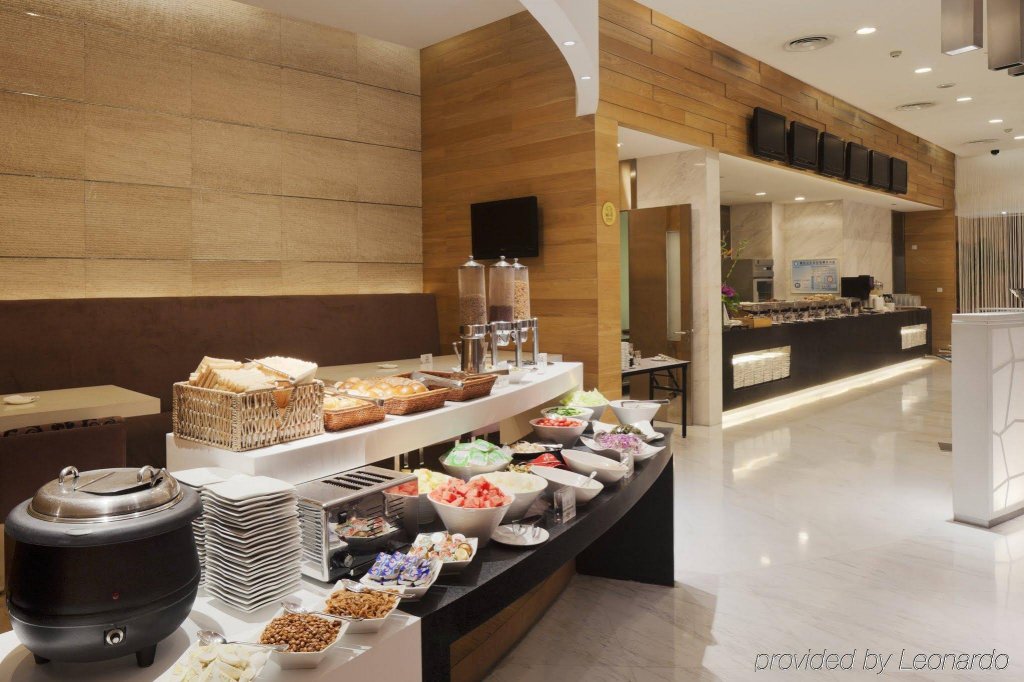 Фото  Holiday Inn Express Chengdu Gulou