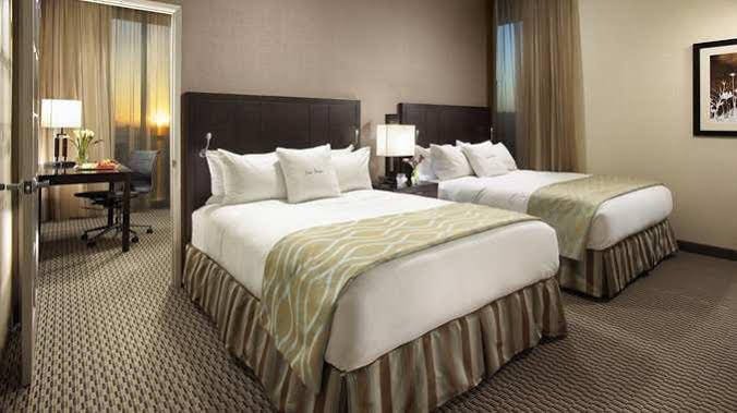 Фото Doubletree by Hilton Hotel Circle