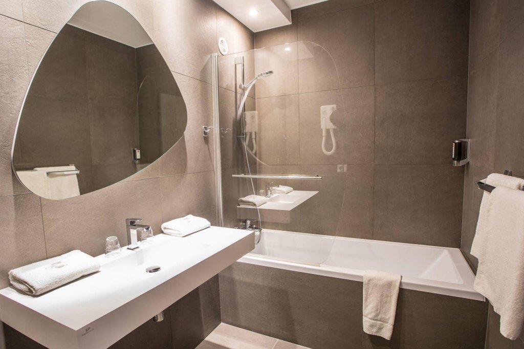 Фото Hôtel Vauban Briançon