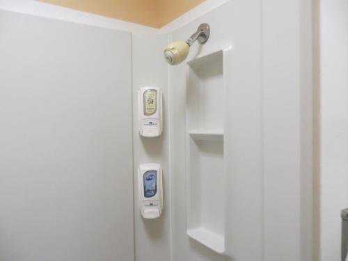 Фото Americas Best Value Inn Austin University