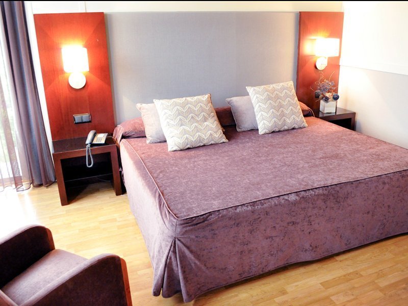 Фото Catalonia Gran Hotel Verdi