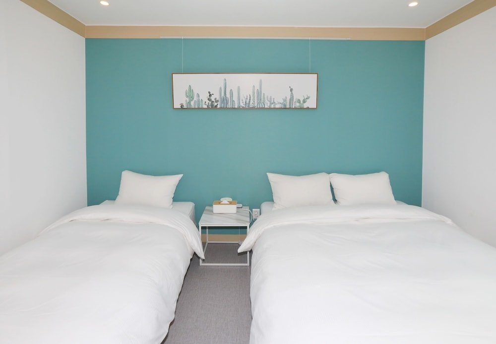 Фото Maison Mini Hotel & Guesthouse