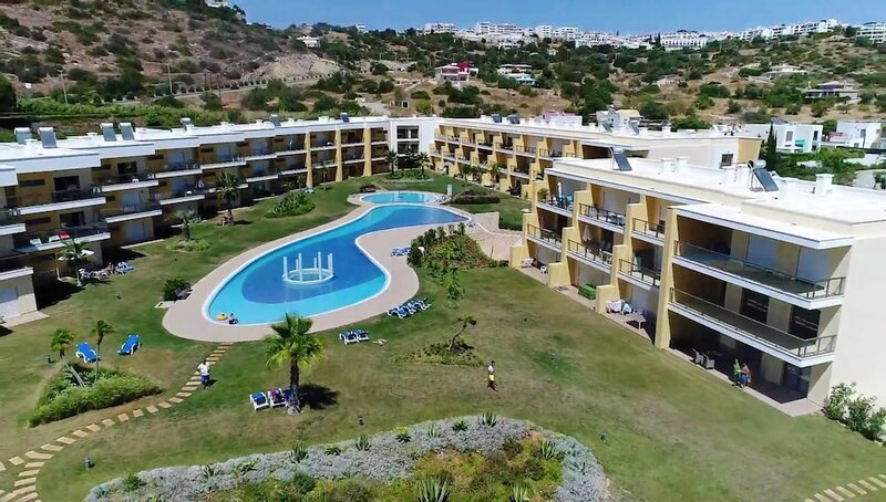 Apartment With 3 Bedrooms in Albufeira, With Wonderful Mountain View, Shared Pool, Enclosed Garden