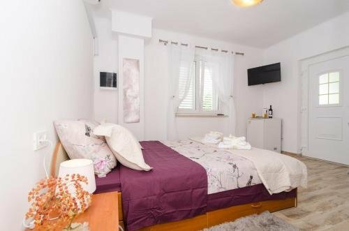 Гостиница Apartment & Room Lady O в Дубровнике