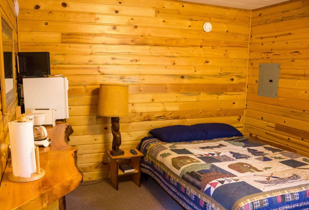 Фото Midnight Sun Log Cabins