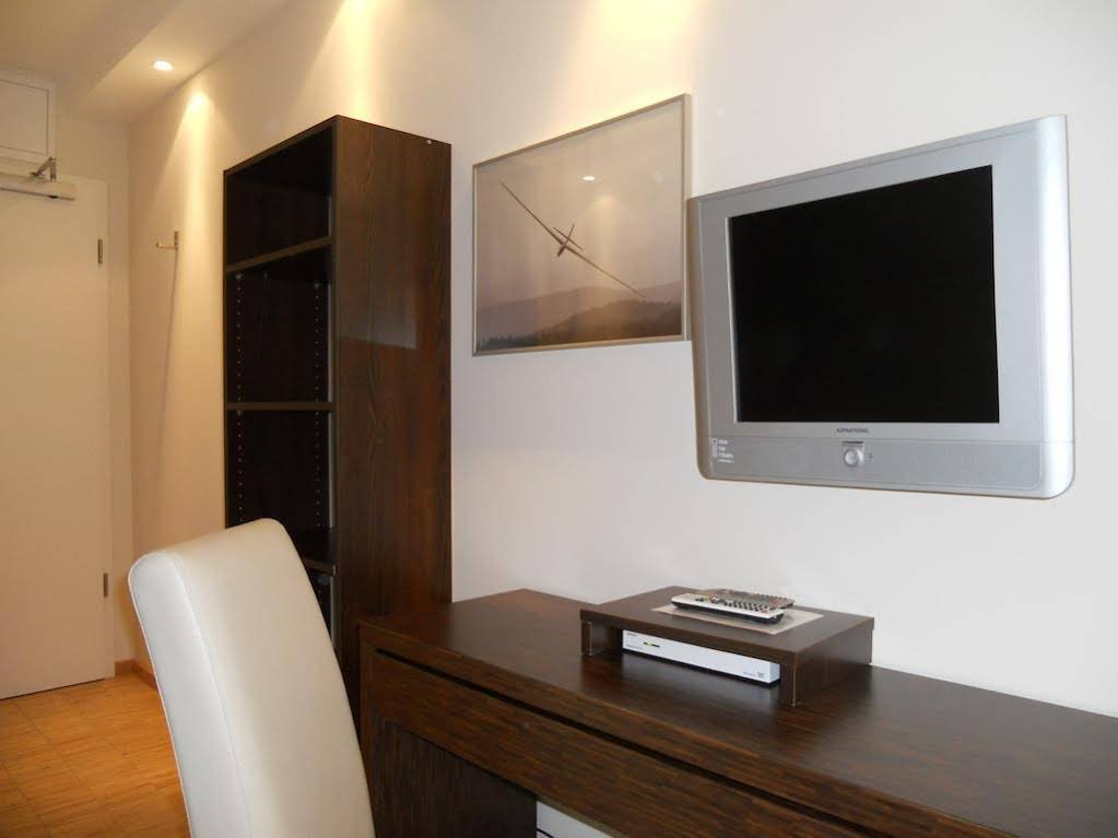 Фото Paragon Apartments